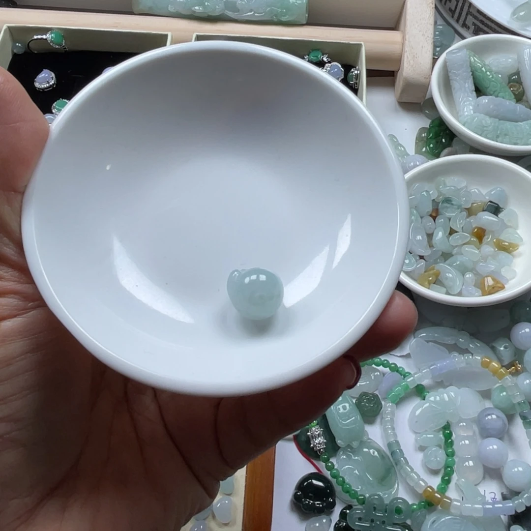 翡翠颈饰未镶嵌56786789