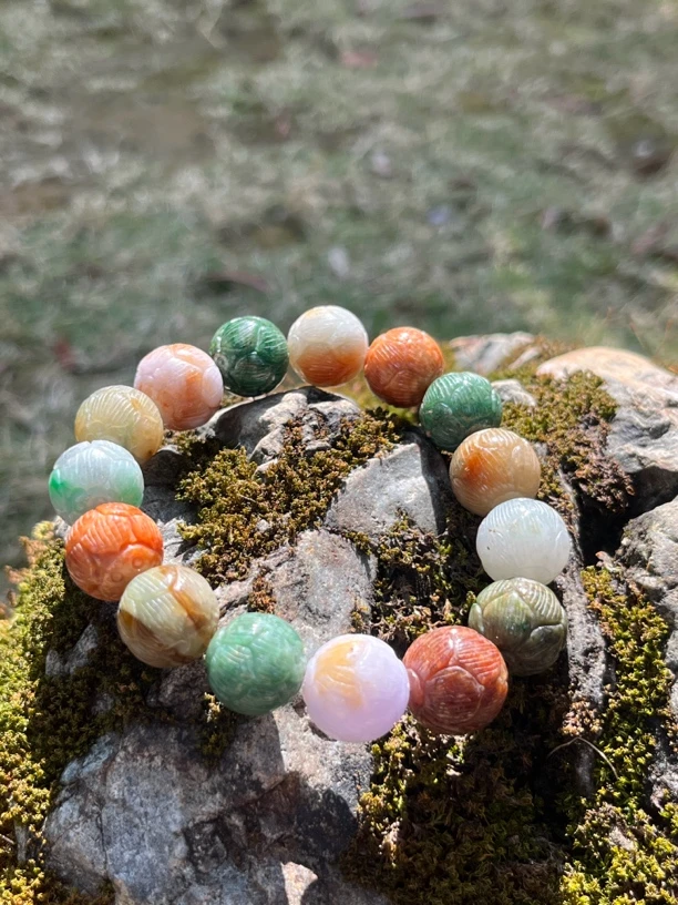 【莲花珠手串 】全腾冲老料，多彩多宝，十五颗各不同料。卡14+