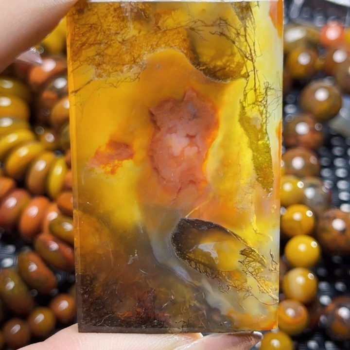 玛瑙/玉髓颈饰未镶嵌微*着