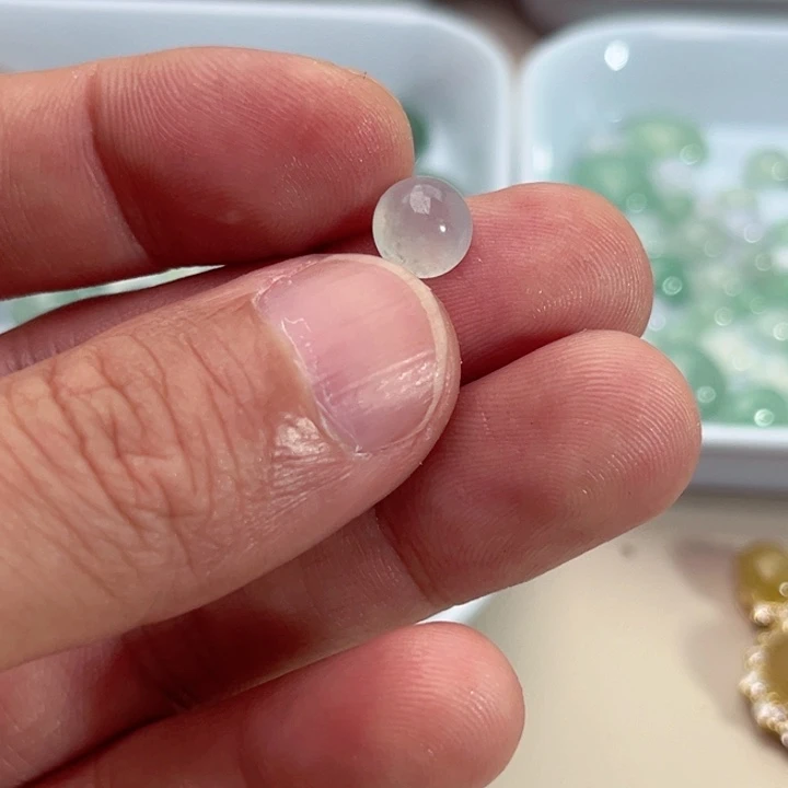 翡翠裸石缅甸A货翡翠