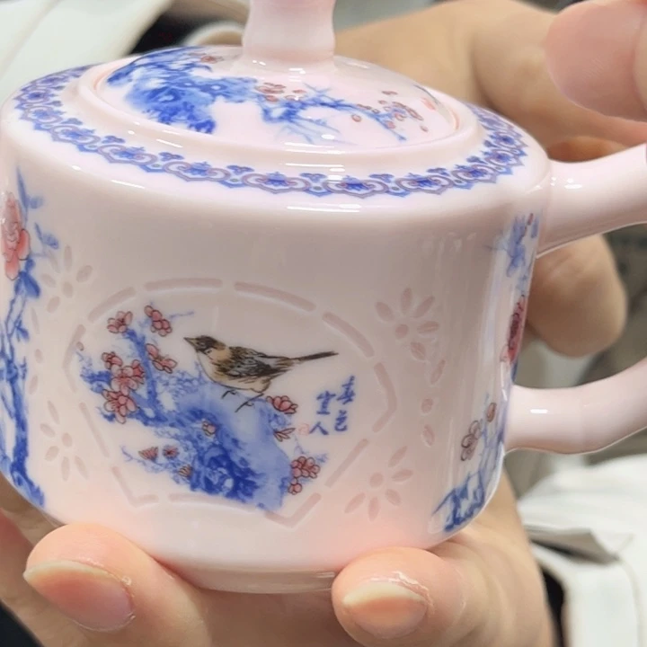 景德镇陶瓷协会常务秘书