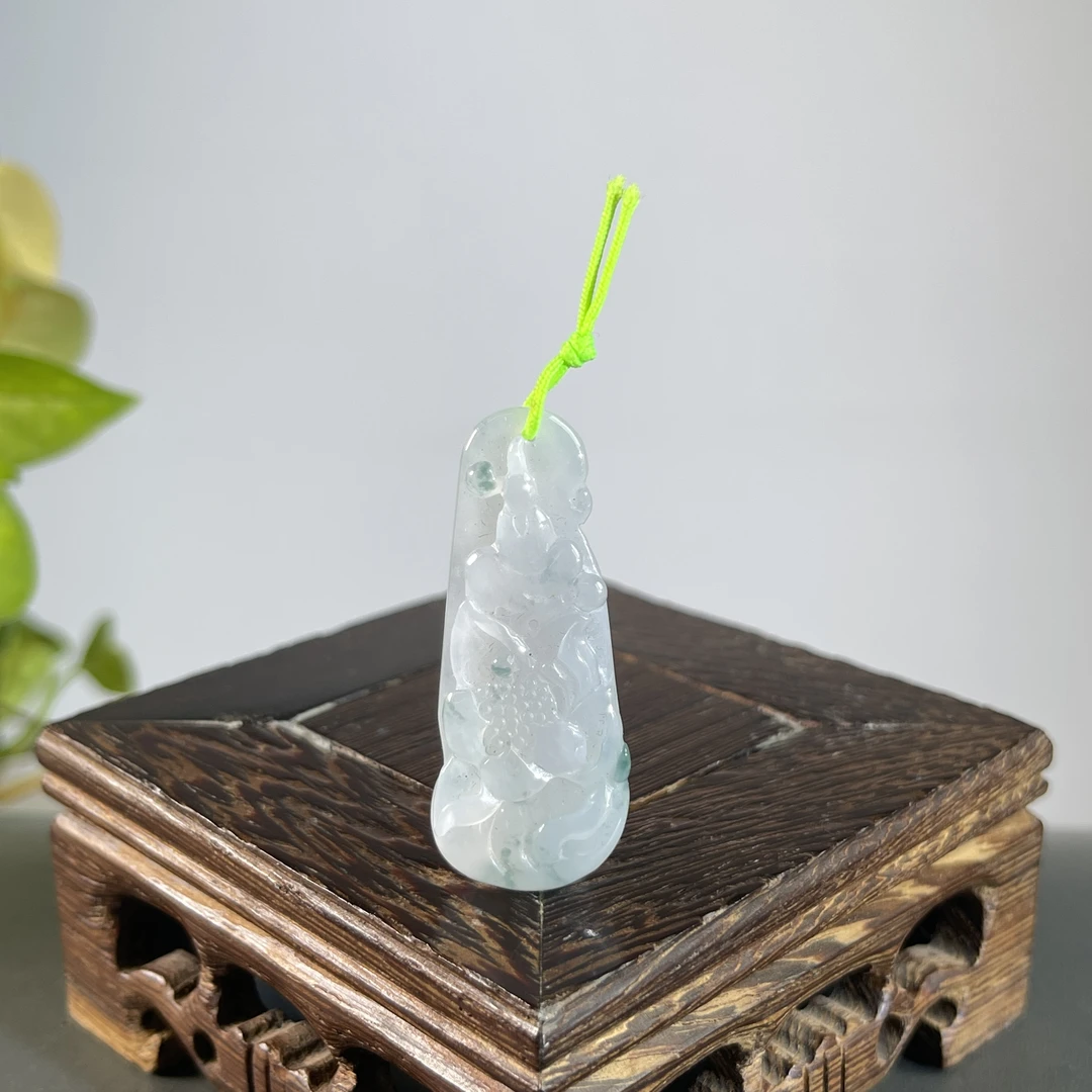 JTA24-34 天然缅甸A货翡翠 花开见佛