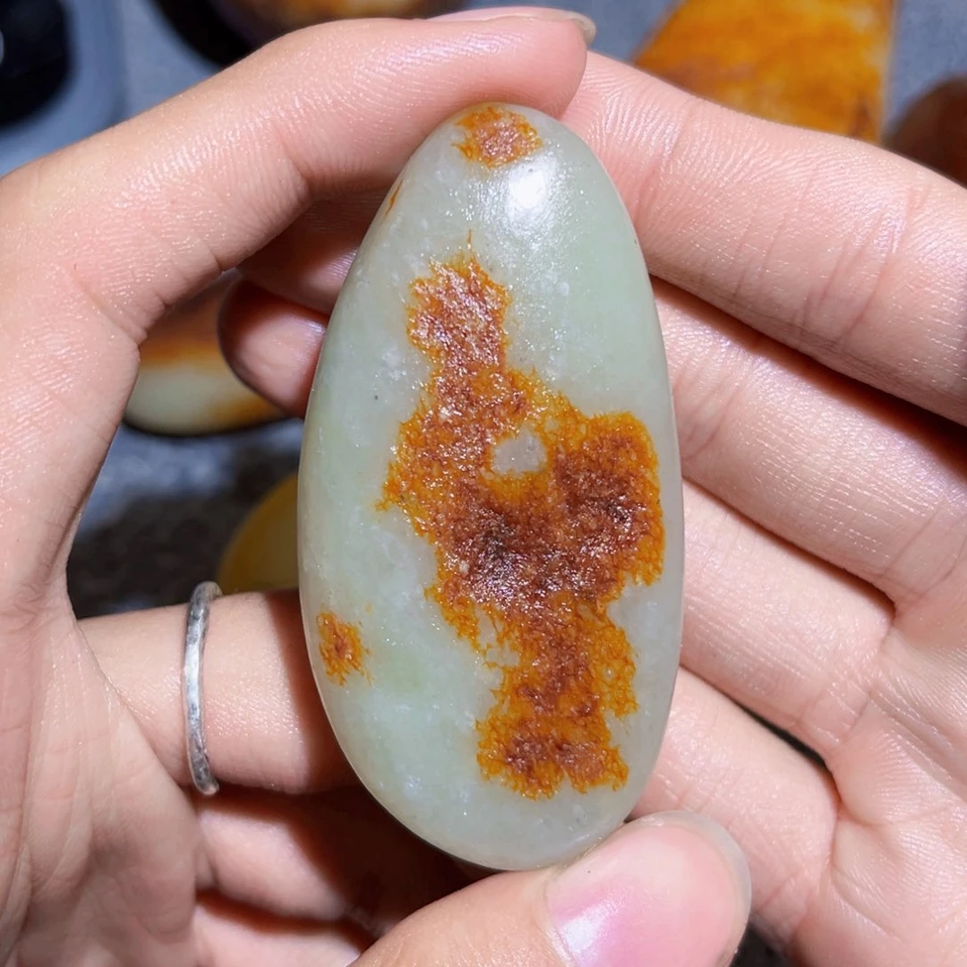 和田玉未镶嵌珠宝奇石