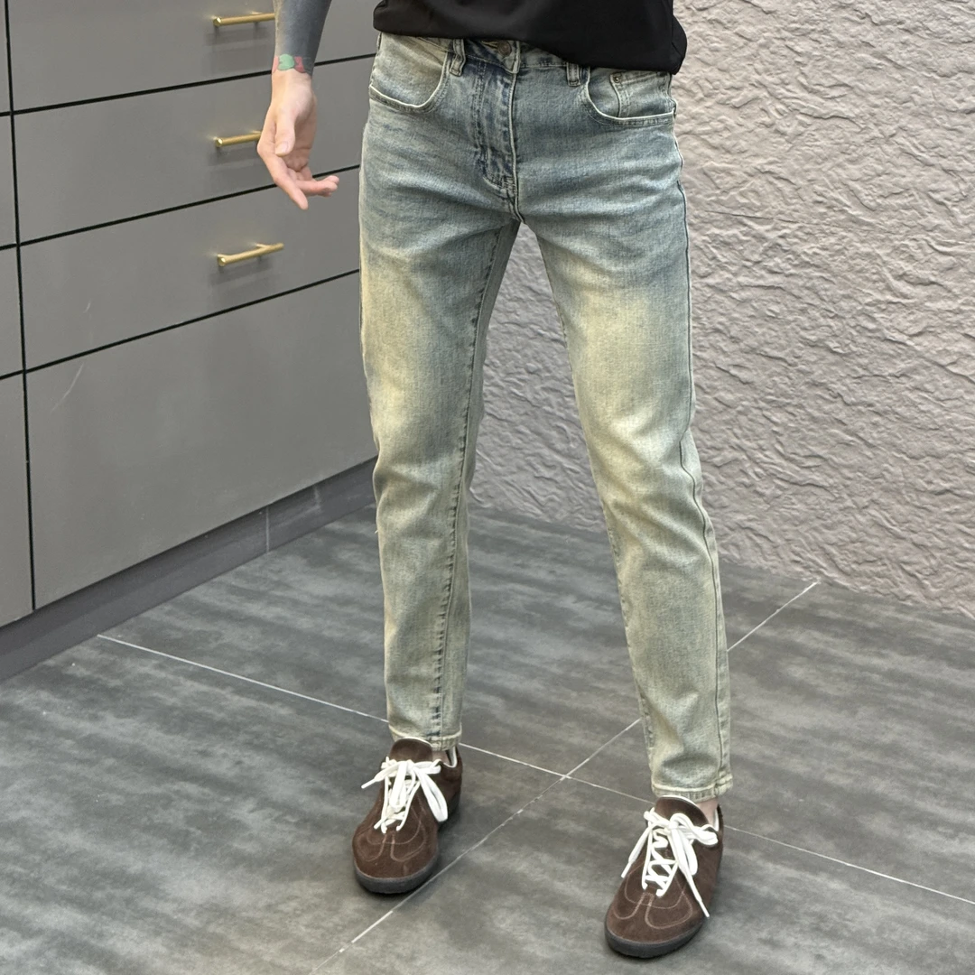 2025春季新款时尚休闲百搭净版男士小脚牛仔裤7761