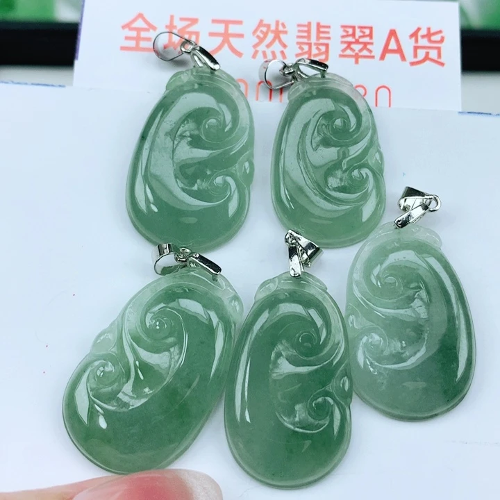 翡翠未镶嵌颈饰多样性发其1