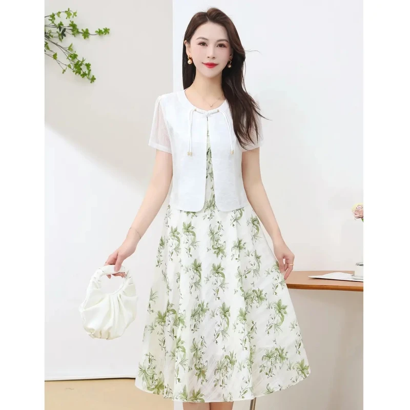 夏季印花连衣裙减龄洋气名媛法式时尚小个子白色小香风女装连衣裙