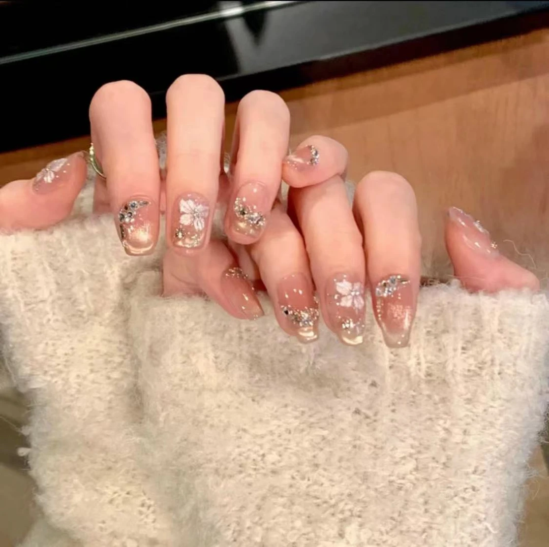 锆石版 花瓣月影纯手工穿戴甲可重复佩戴温柔风高级感擦拆卸美甲