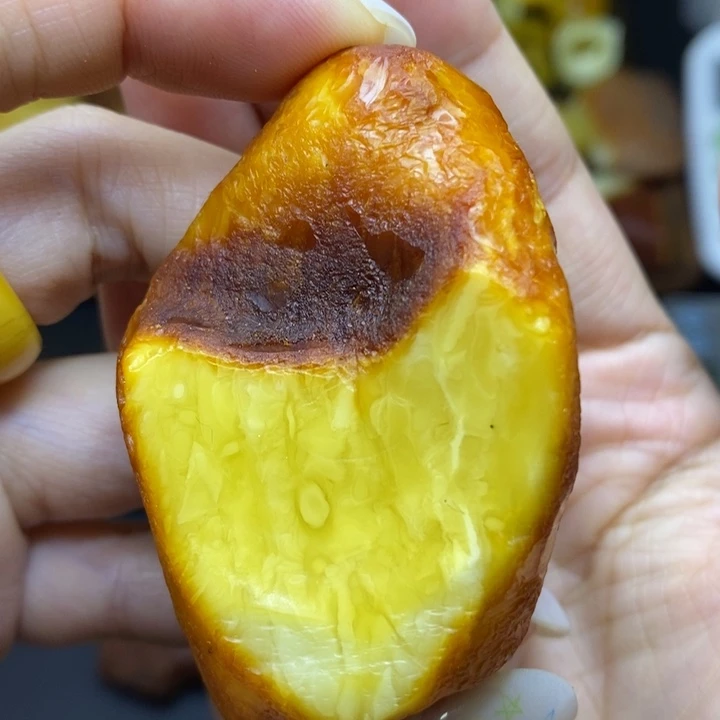 未镶嵌定制琥珀胖