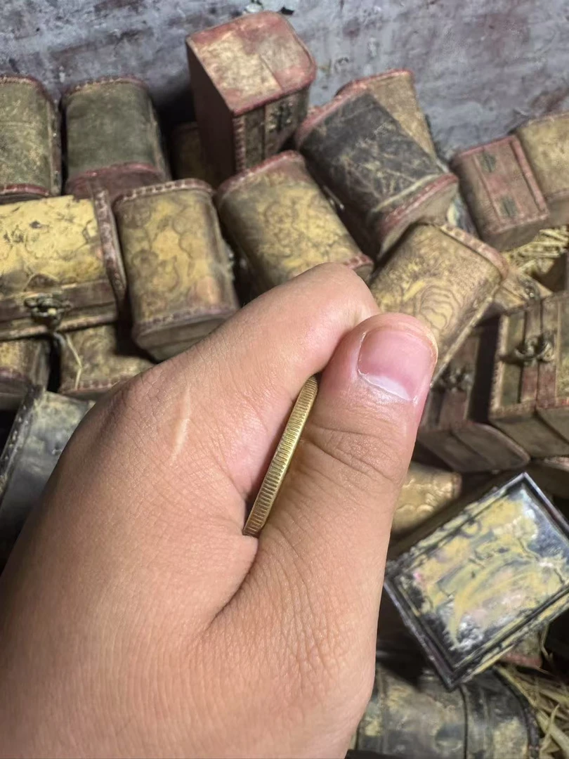 家居饰品摆件  LL0086  精美摆件现代工艺品仿古复古摆件