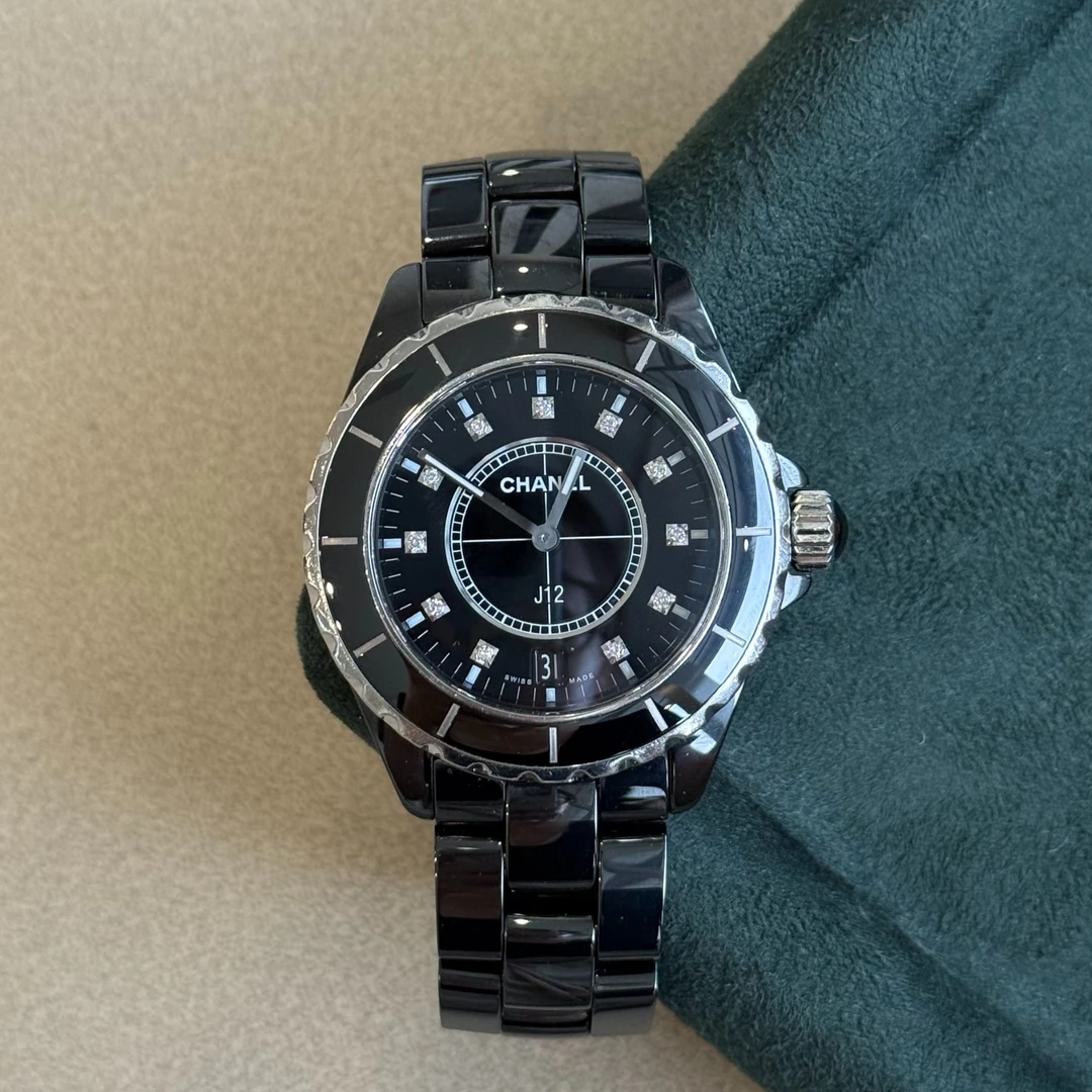 95新 Chanel/香奈儿 J12/38mm/石英/女表黑陶瓷原镶钻
