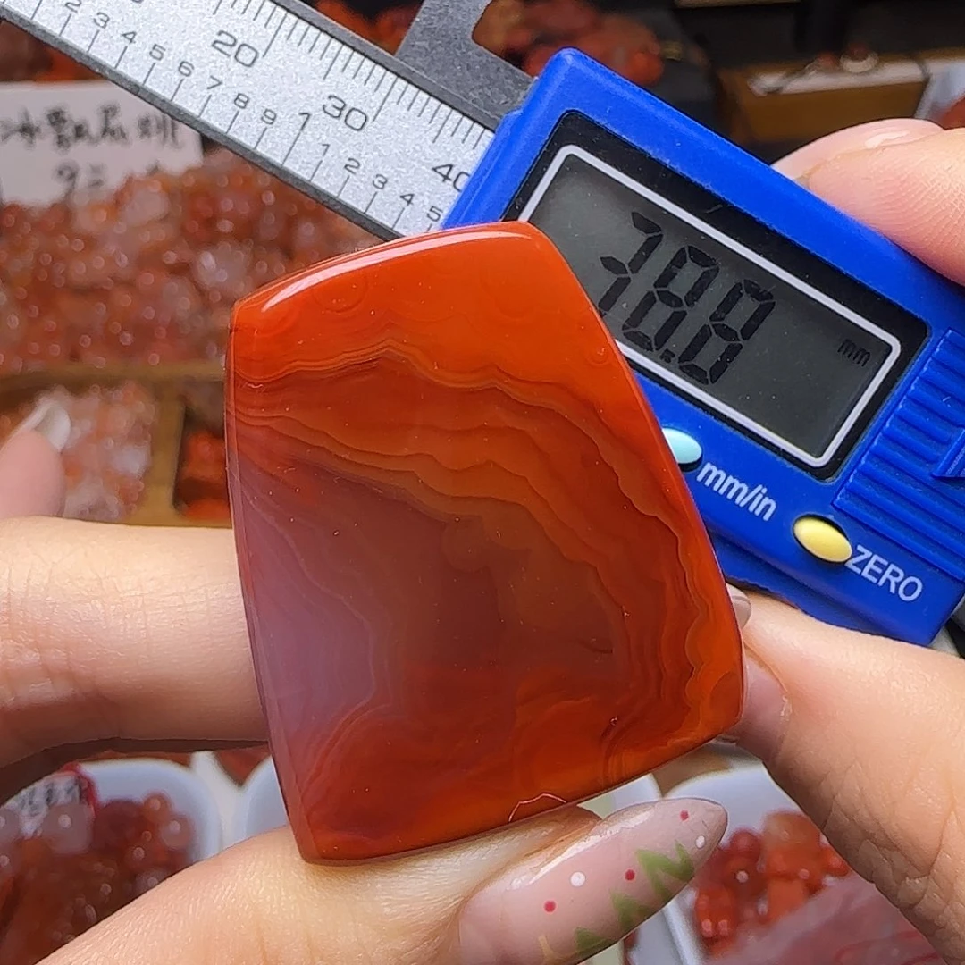 南红玛瑙未镶嵌颈饰