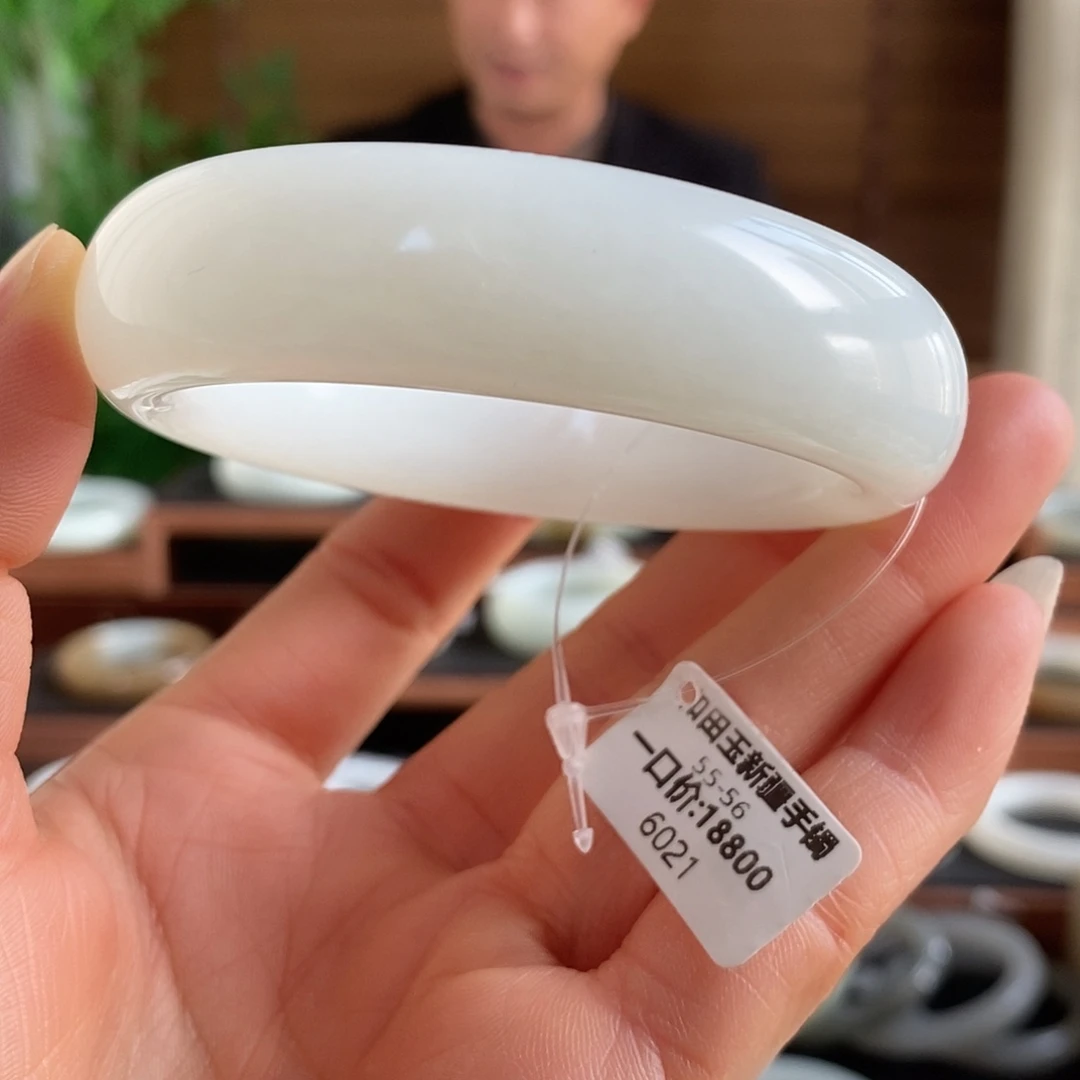 和田玉未镶嵌手镯6021