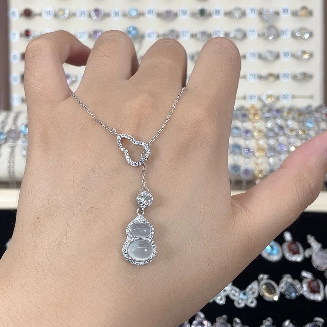 小***乐银S925镶嵌岫玉颈饰