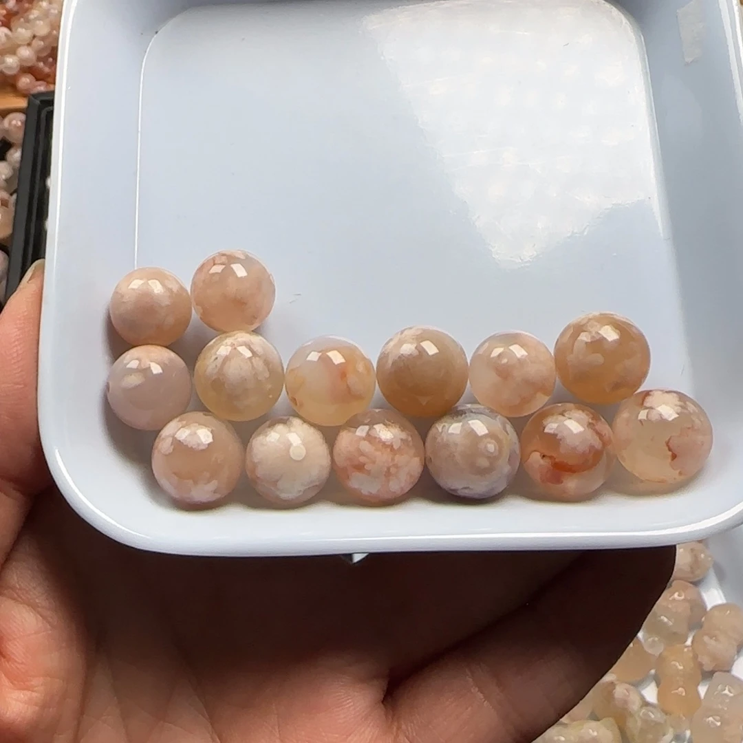 未镶嵌玛瑙/玉髓珠宝半成品?*玥