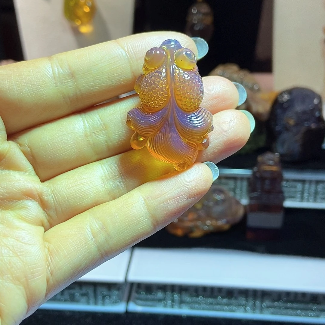 未镶嵌颈饰琥珀缅甸天然琥珀吊坠