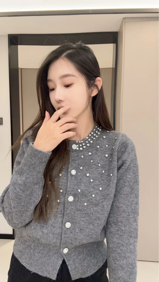 啊糖Atang-高订钻钻灰色毛衣