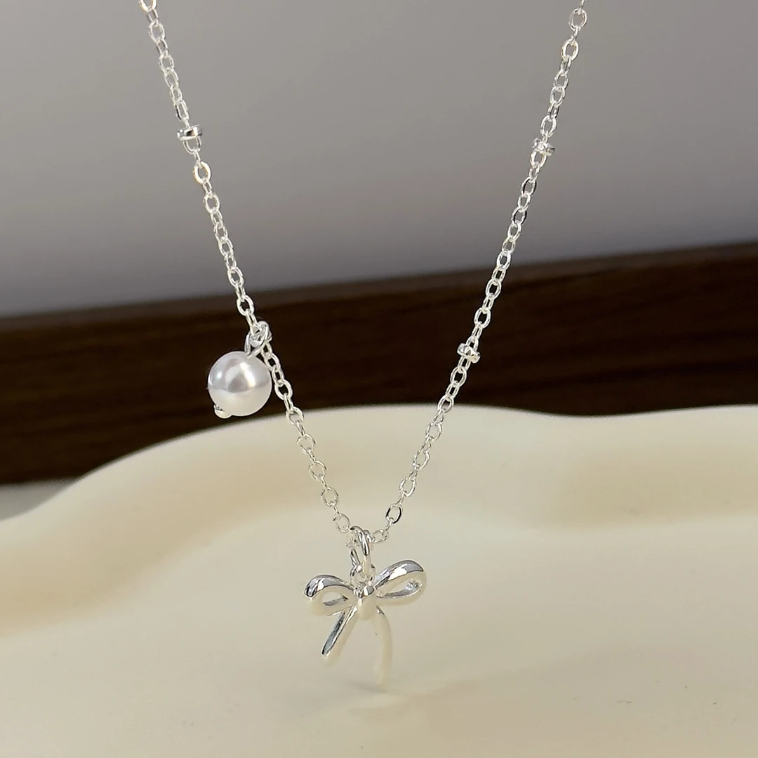 蝴蝶结珍珠项链女轻奢小众高级感设计颈链时尚网红项链