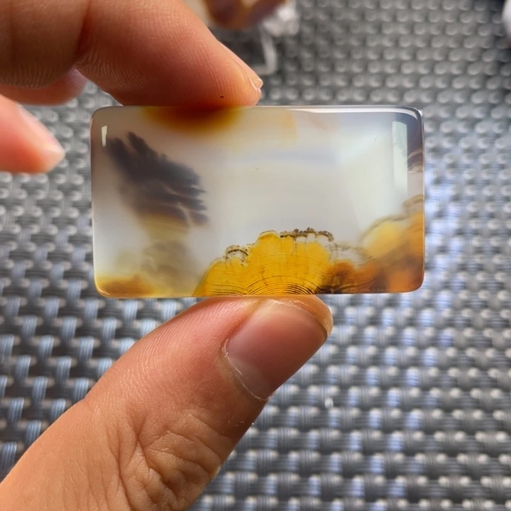 未镶嵌颈饰玛瑙/玉髓伊****5