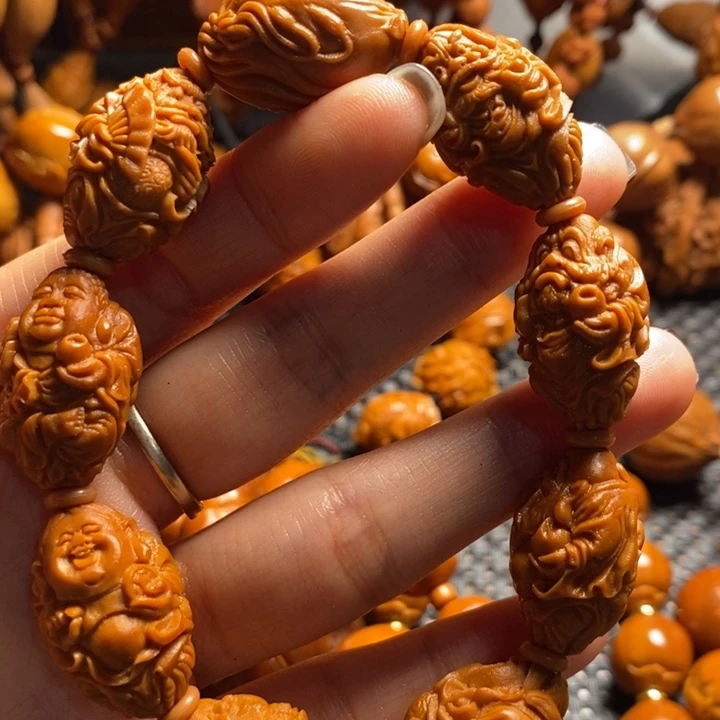 吊坠橄榄核群仙汇