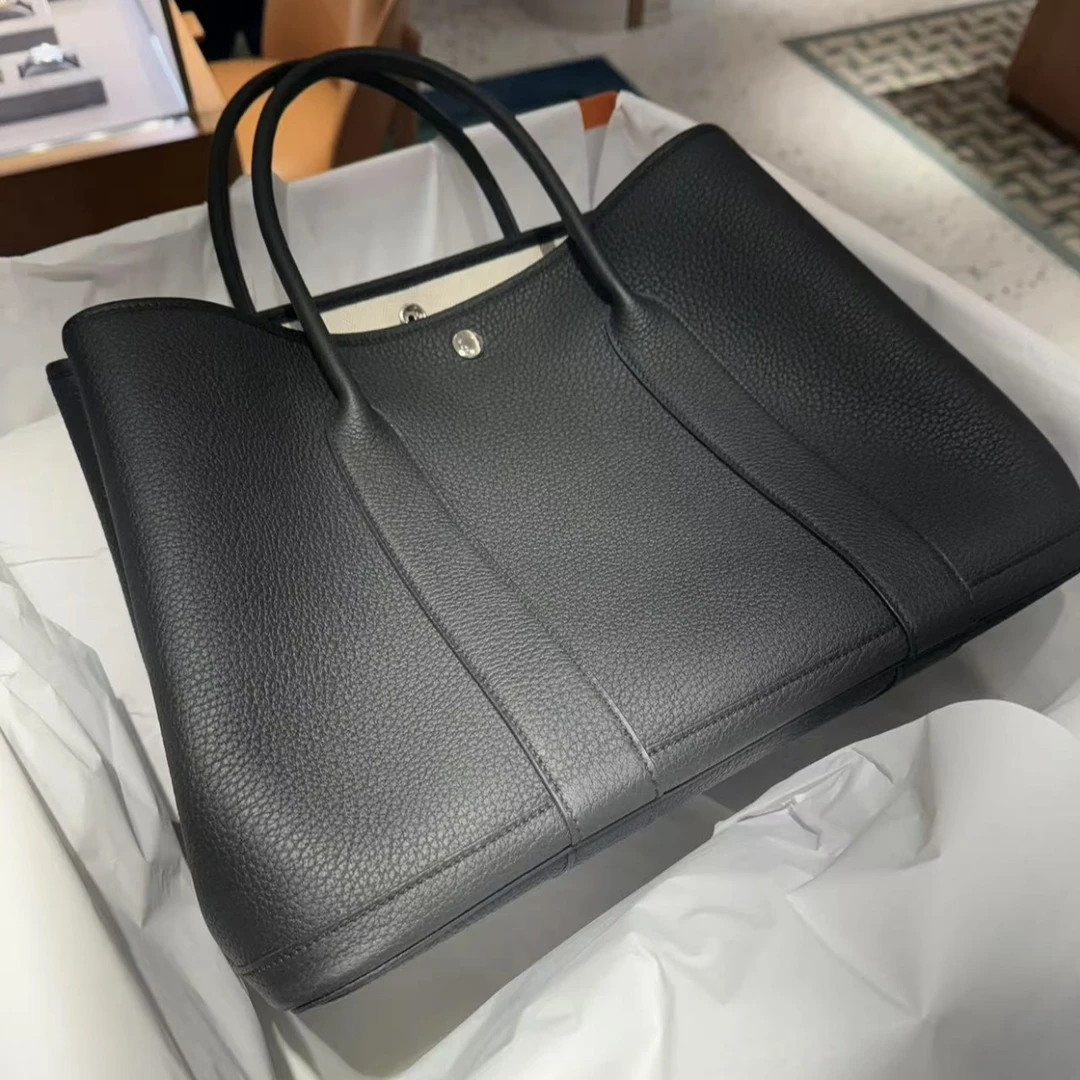 95新 Hermes/爱马仕 青奢荟//黑色花园36手提包///87806