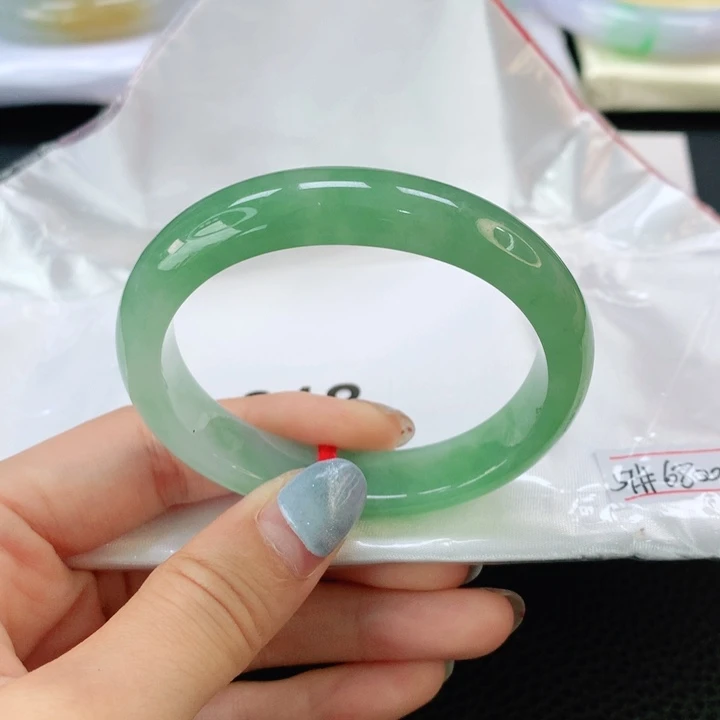 翡翠手镯足金镶嵌翡翠手镯51贵妃