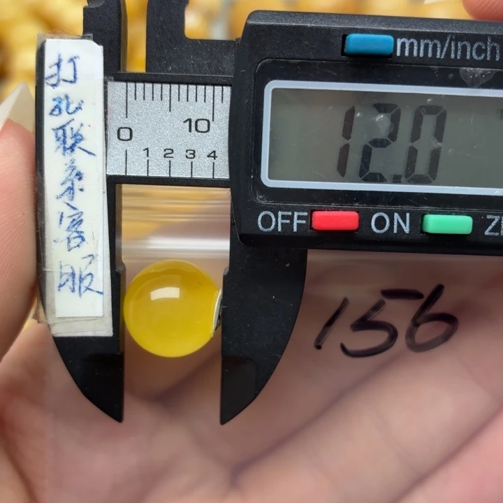 未镶嵌蜜蜡裸石顺***然蜜蜡