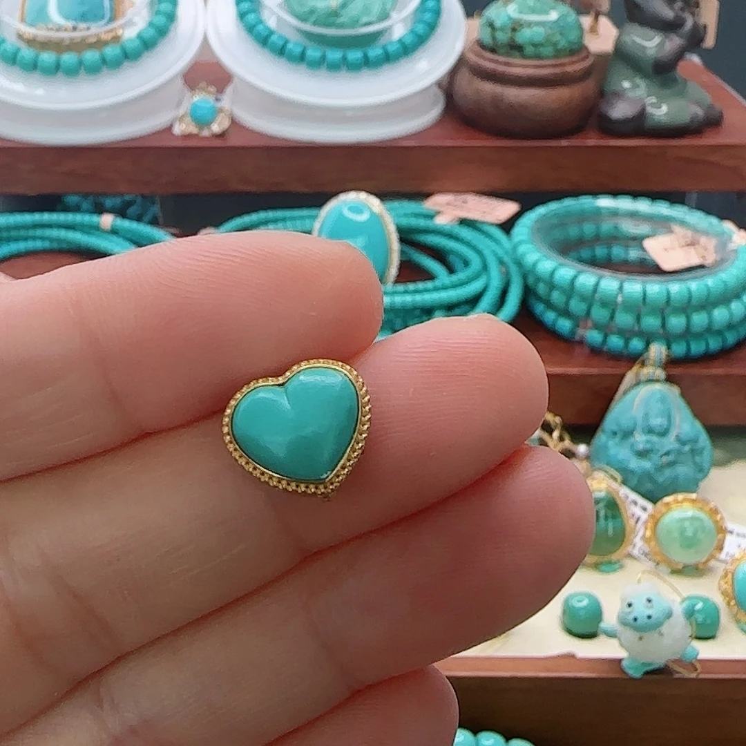 绿松石18K金镶嵌珠宝奇石