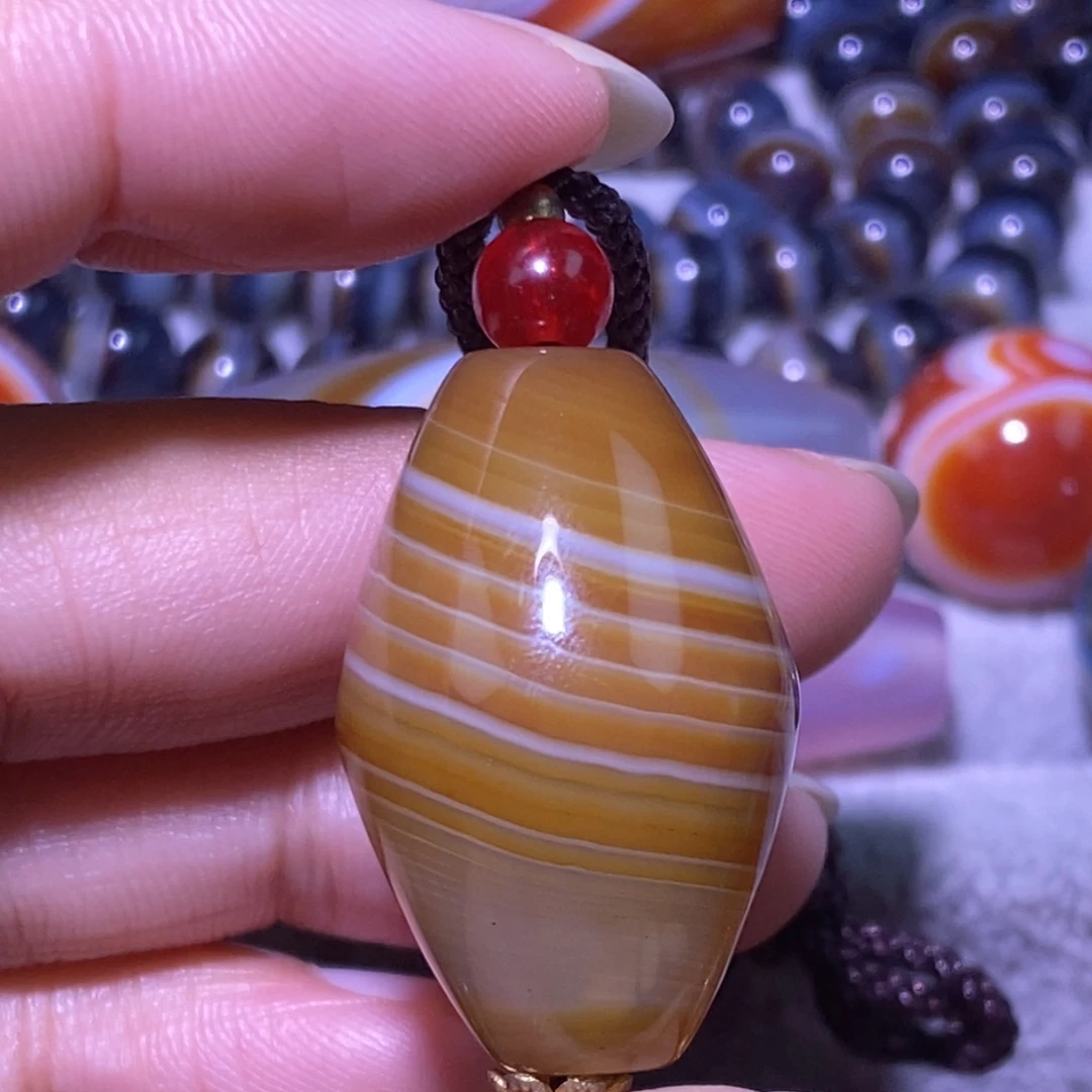 未镶嵌颈饰玛瑙/玉髓
