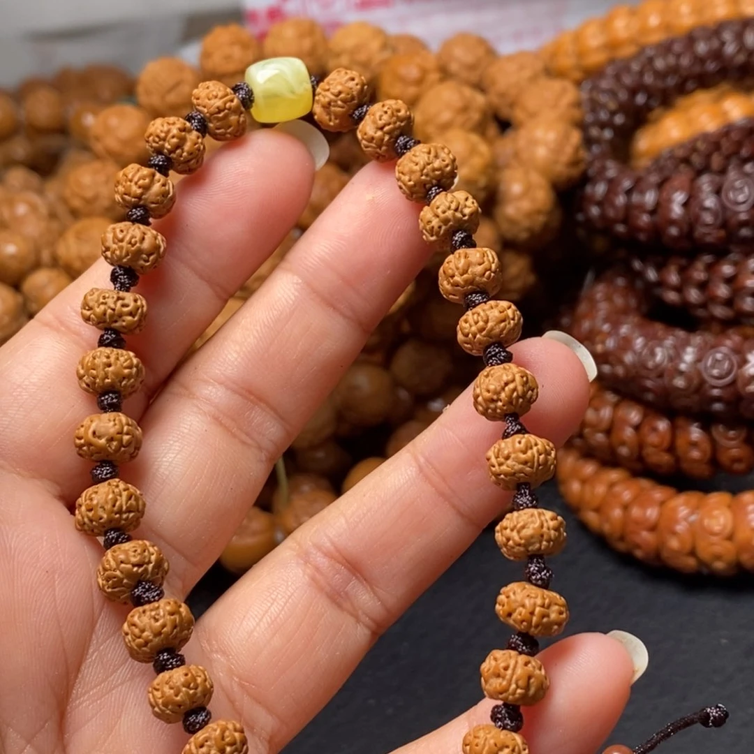 猴头核桃吊坠猴头