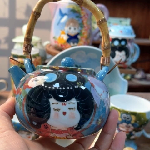 炉景德镇釉下手绘陶瓷