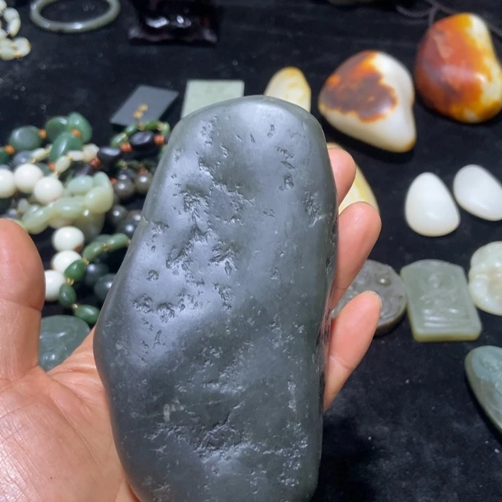 和田玉（糖玉）未镶嵌挂件