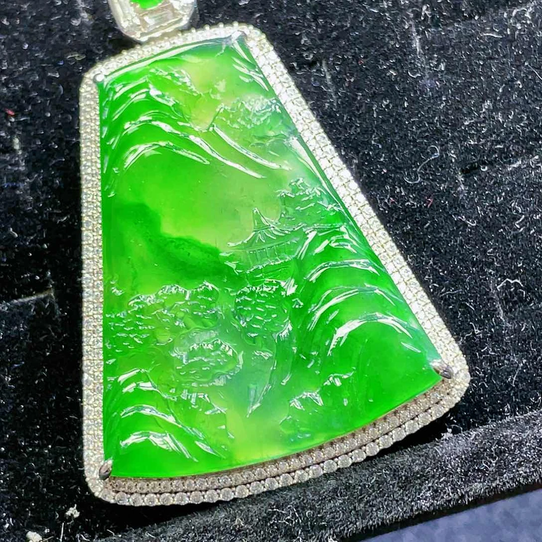 翡翠颈饰未镶嵌12，