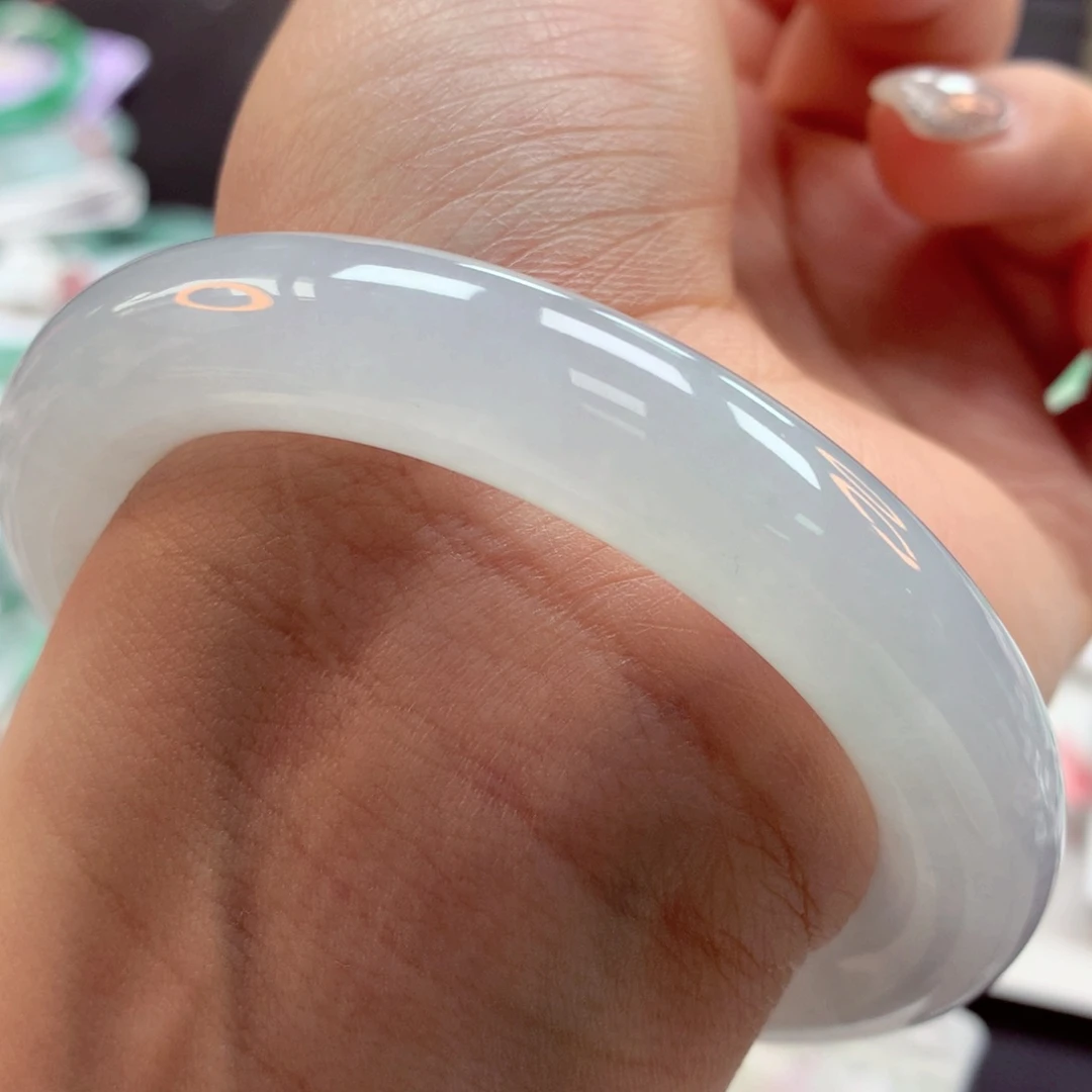 翡翠手镯未镶嵌54圆61号88