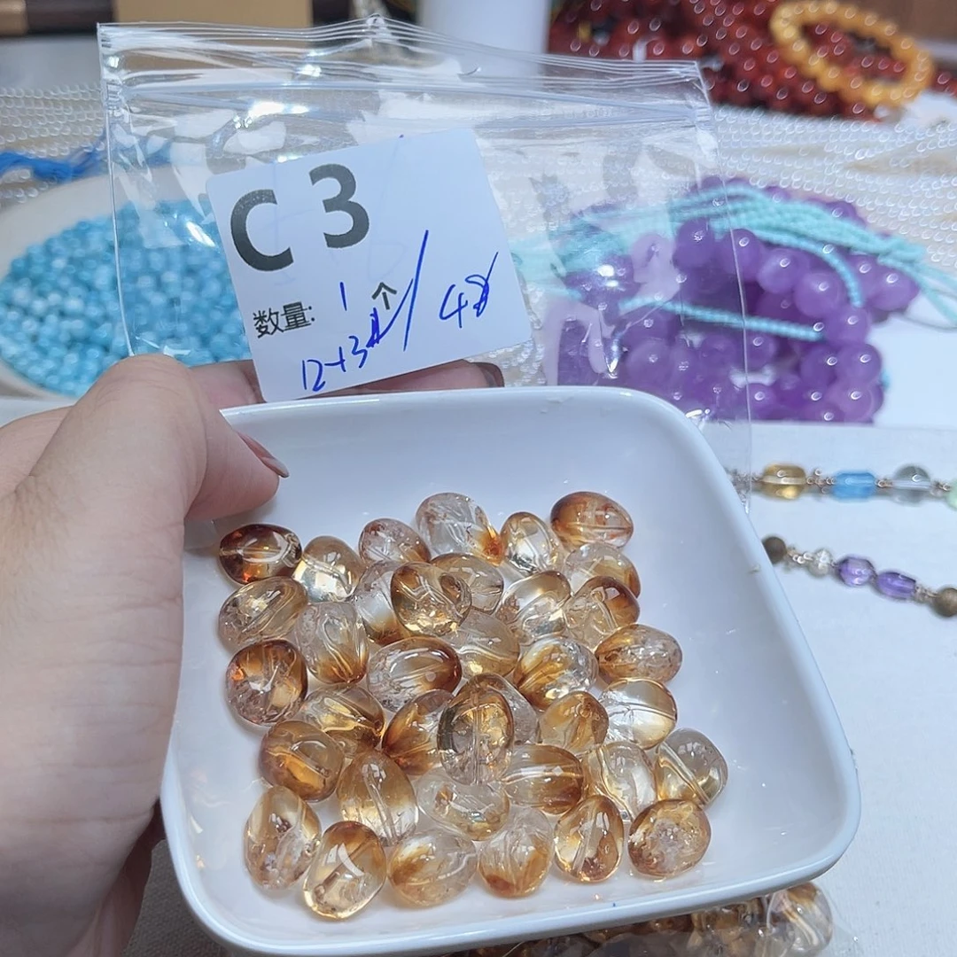 未镶嵌珠宝半成品水晶C3。