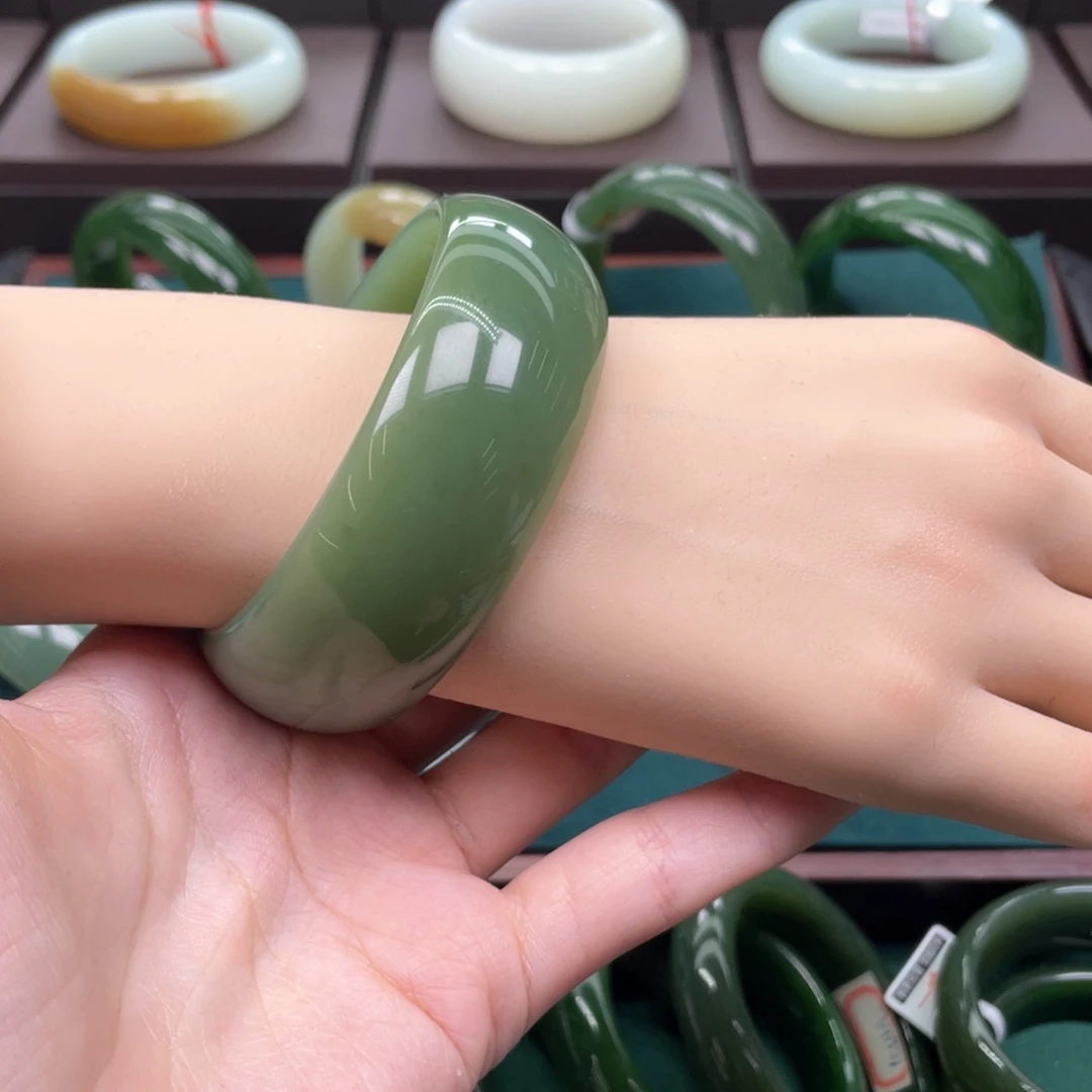 和田玉（碧玉）未镶嵌手镯59.60