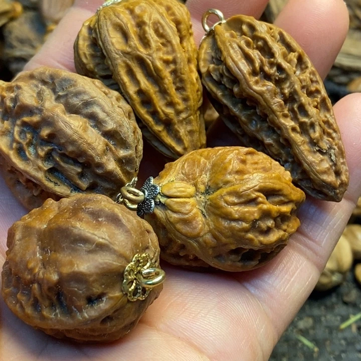 吊坠桃核娜姐工艺品7