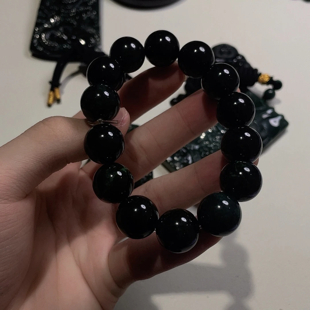 翡翠未镶嵌颈饰翡翠16