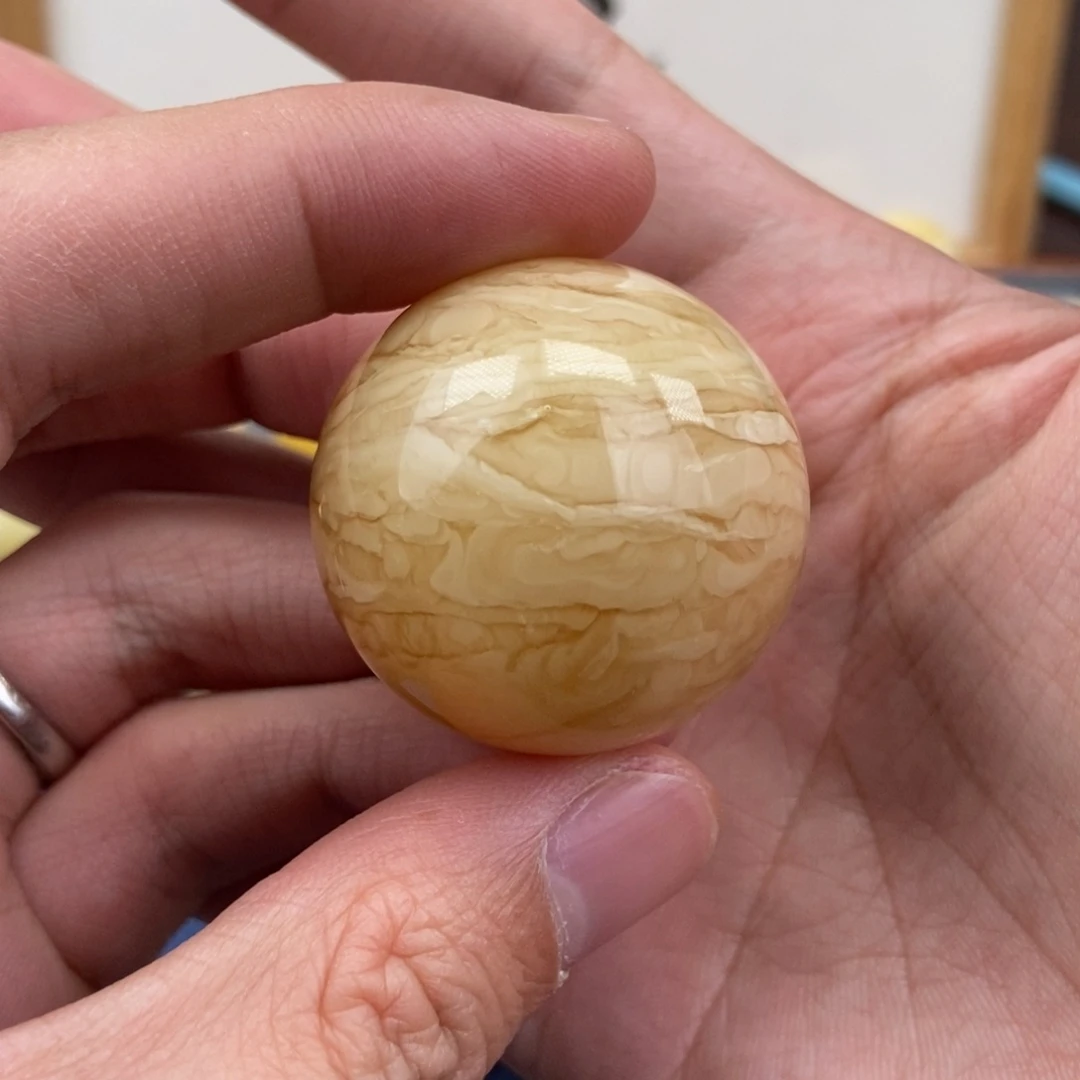 X***。琥珀未镶嵌裸石蜜蜡