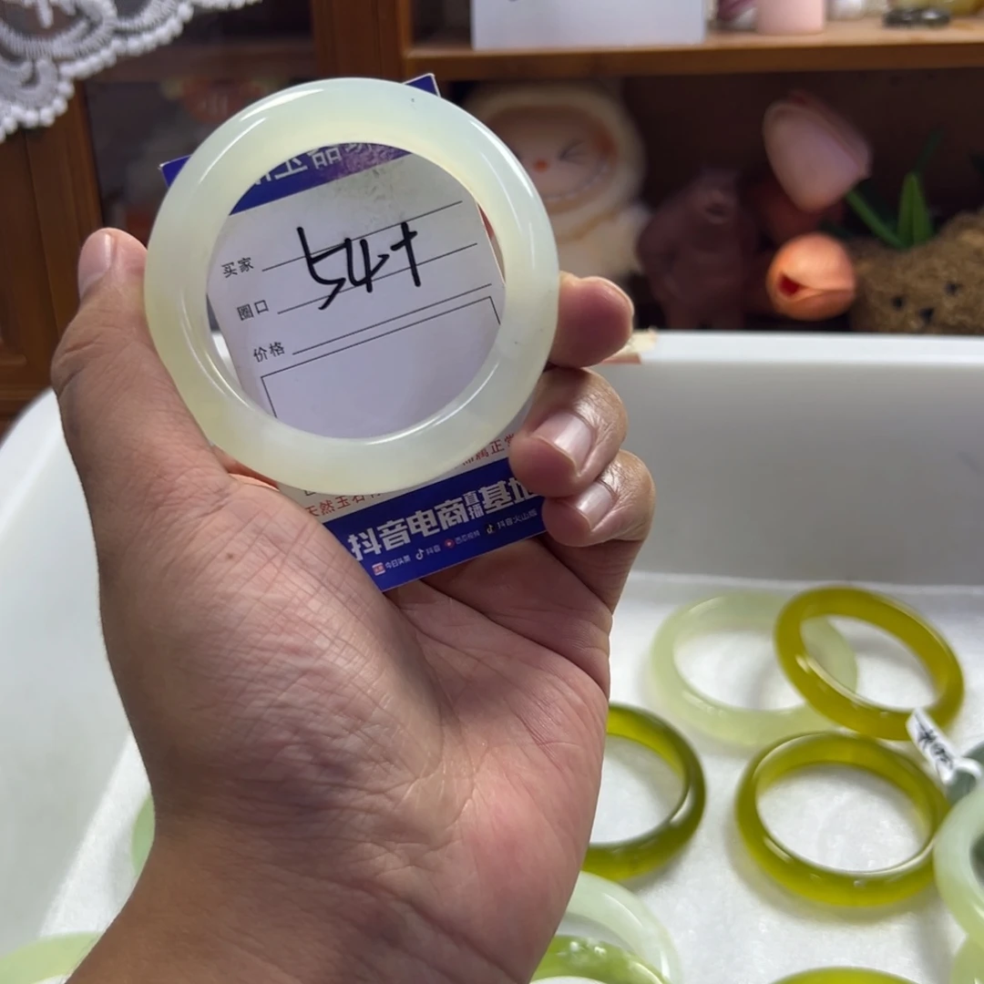 未镶嵌蛇纹石玉手镯548