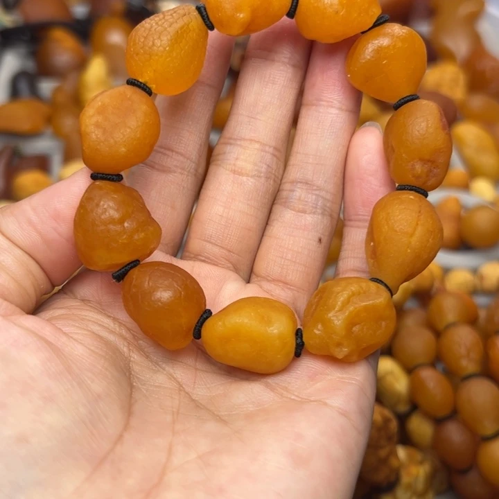 琥珀未镶嵌裸石天然蜜蜡