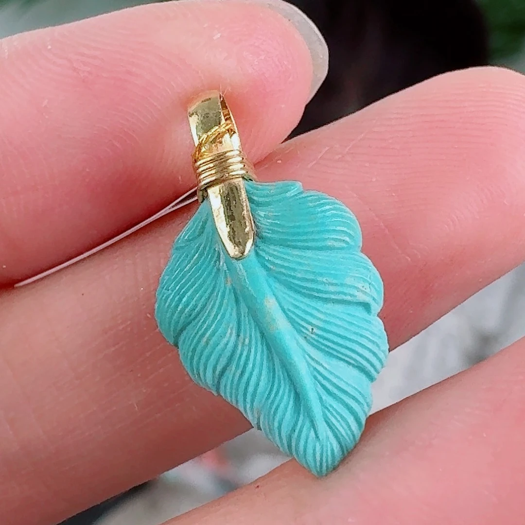 18K金镶嵌绿松石珠宝奇石