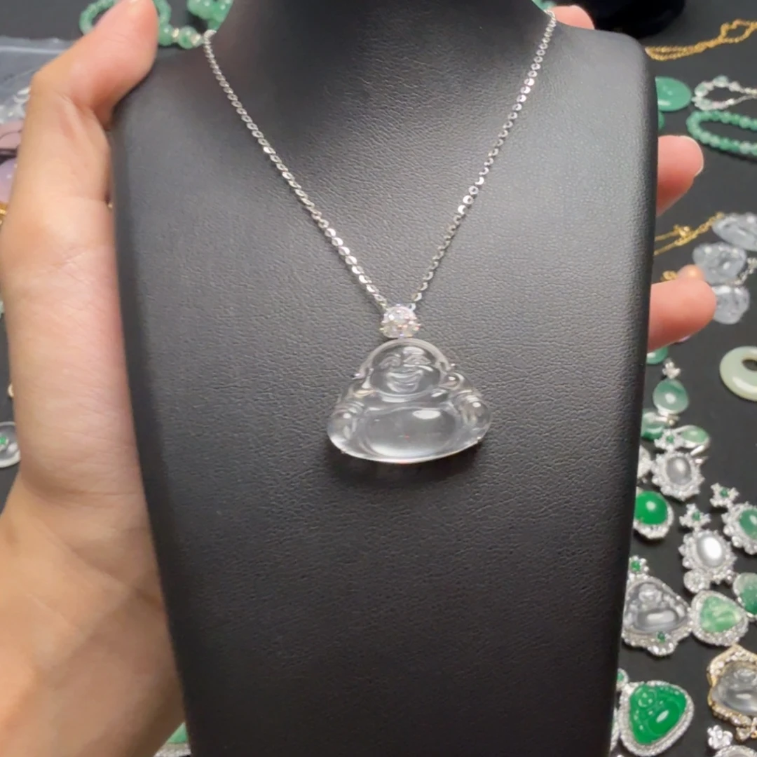 莹****石英质玉银S925镶嵌颈饰