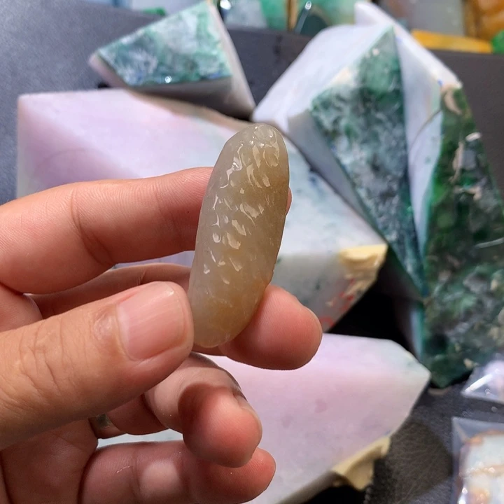 颈饰未镶嵌翡翠缅甸天然翡翠片料牌子珠子平安扣