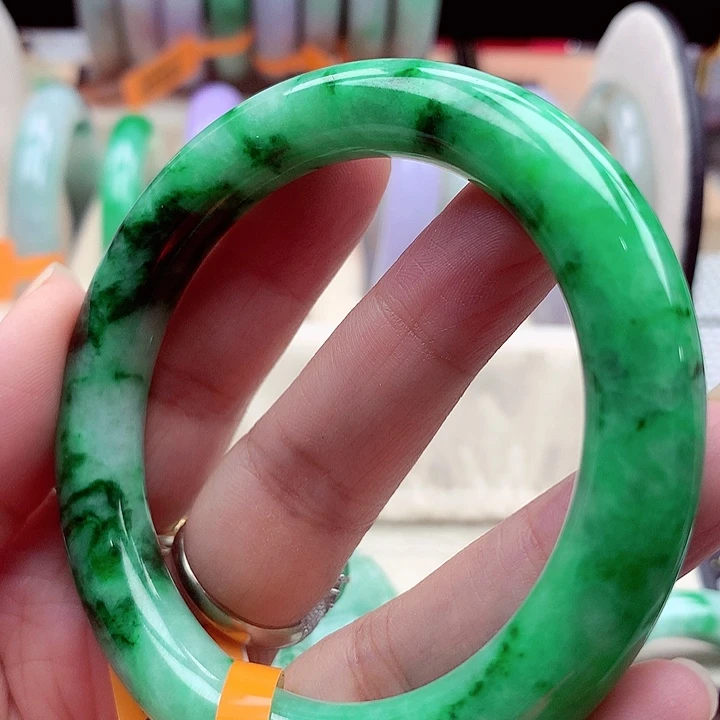 未镶嵌手镯翡翠翡翠