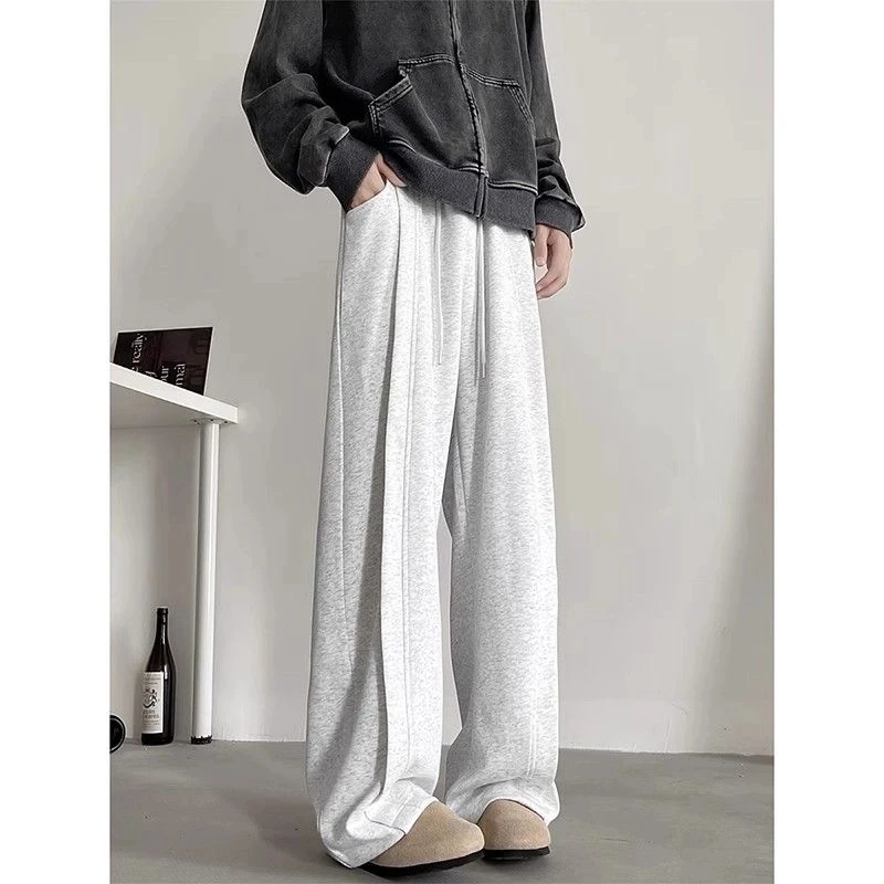 男士运动直筒卫裤弯刀宽松百搭春夏男款潮流抽绳阔腿垂感休闲裤