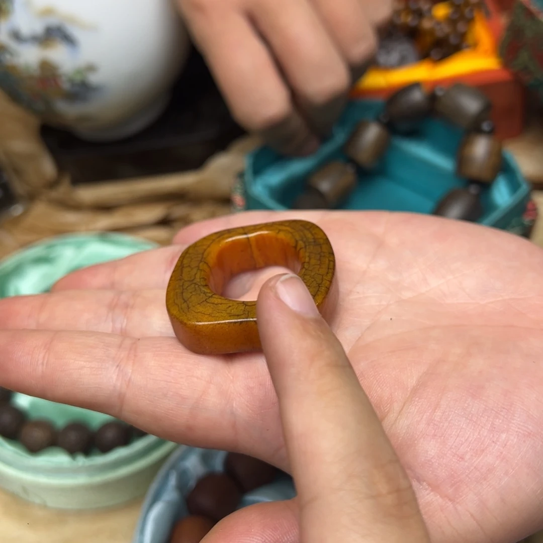 大叶紫檀（黑酸枝木类）