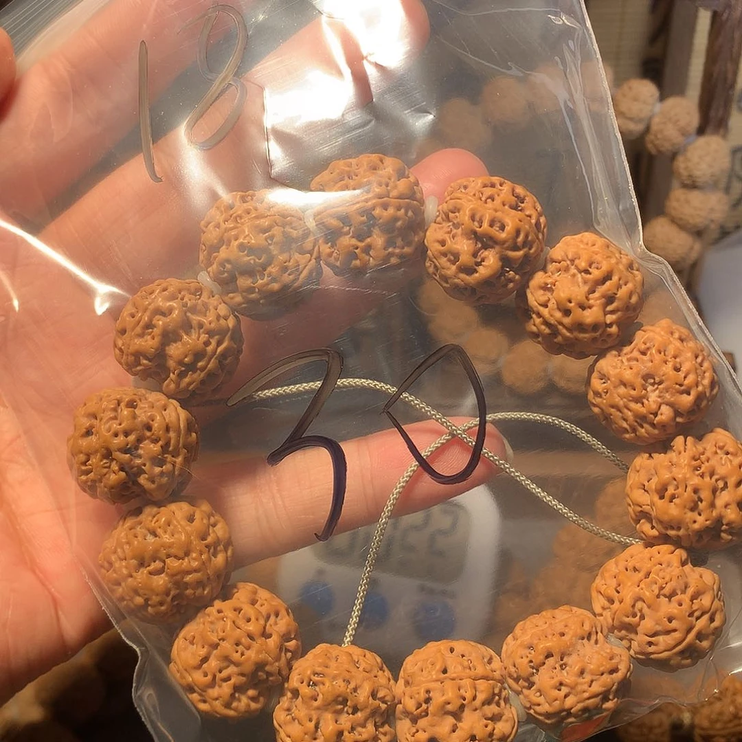 金刚菩提吊坠城**酒18…………