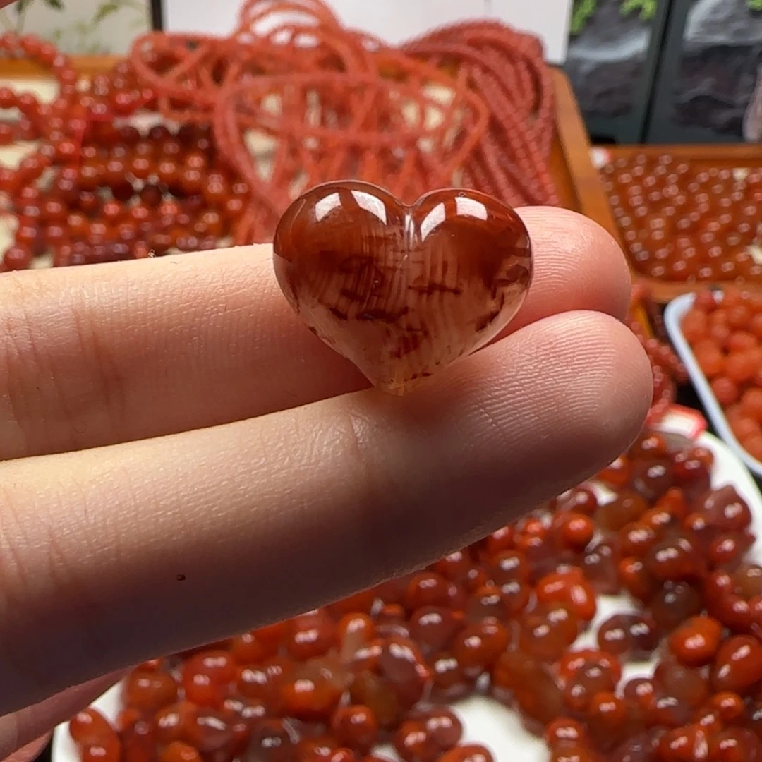 南红玛瑙未镶嵌挂件放漏20克价