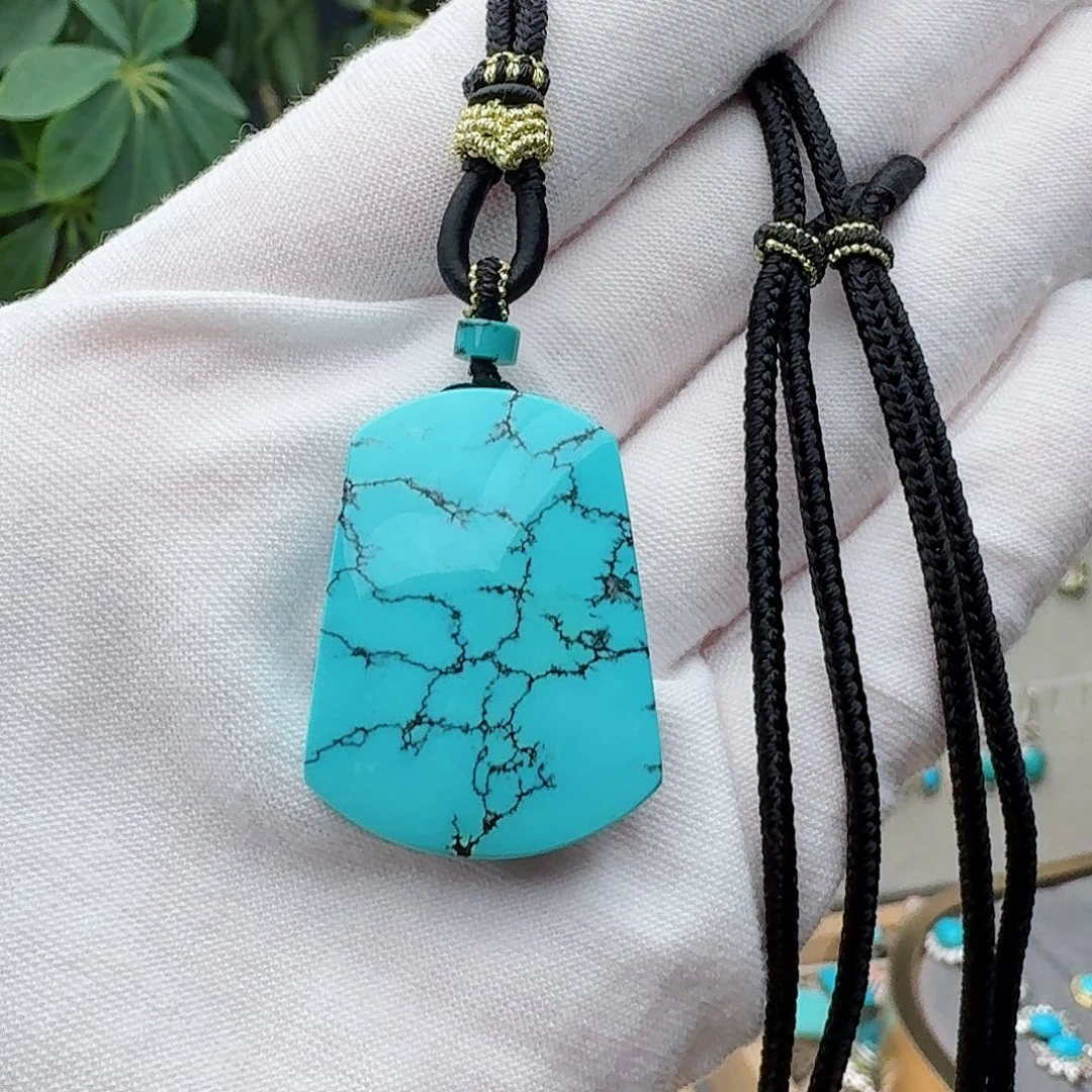 绿松石未镶嵌颈饰吊坠