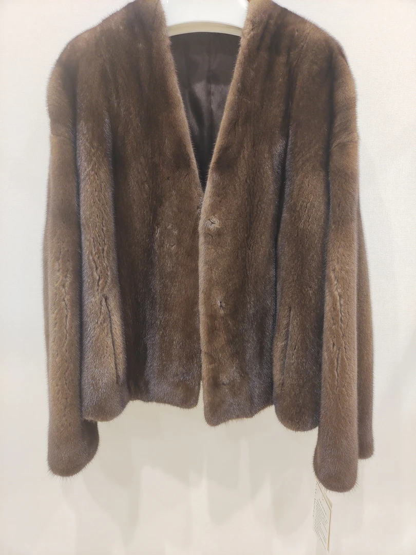 【珍妮皮草】直播间限拍零时链接颜色以实物为准（拍完即下架）